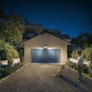Philips 8721103105493 LED solární venkovní nástěnné svítidlo Zyren  | 25W integrovaný LED zdroj | 4000lm | 5000K | bílá