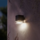 Philips 8720169386815 LED solární venkovní nástěnné svítidlo Virona  | 1,8W integrovaný LED zdroj | 200lm | 2700K